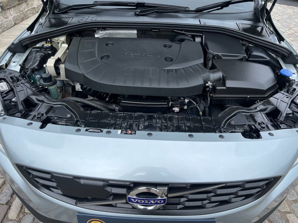 Used Volvo V60 2018 for sale - 77037690: Photo 22