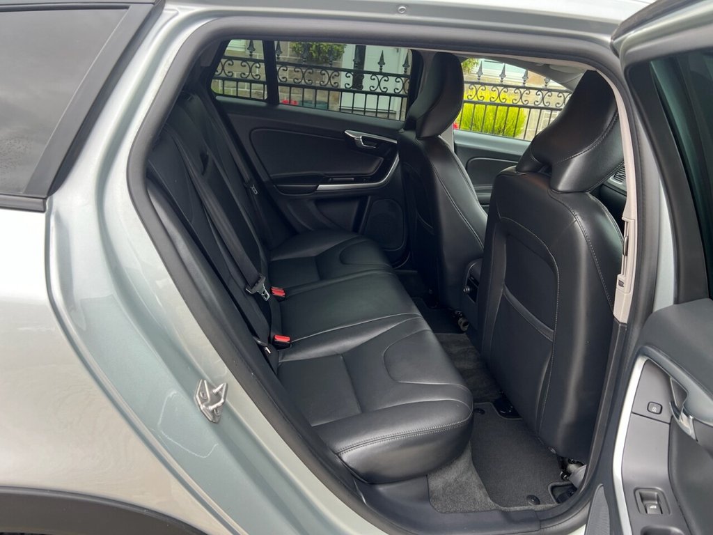 Used Volvo V60 2018 for sale - 77037690: Photo 27
