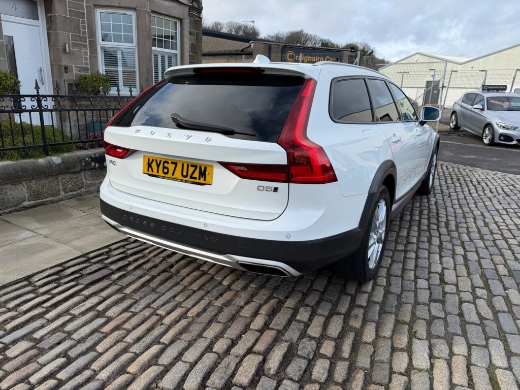 Used Volvo V90 Cross Country 2017 for sale - 77609357: Photo 10