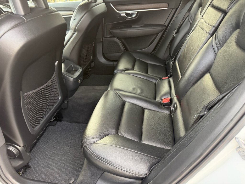 Used Volvo V90 Cross Country 2017 for sale - 77609357: Photo 37