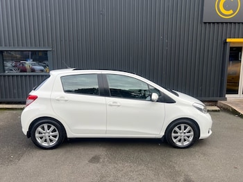 Used Toyota Yaris 2011 for sale - 75985777: Photo