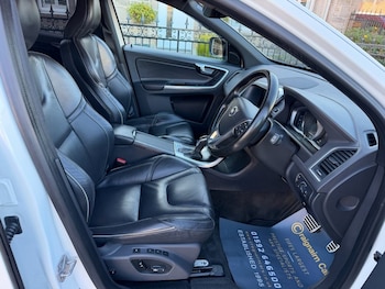 Used Volvo XC60 2017 for sale - 77037881: Photo