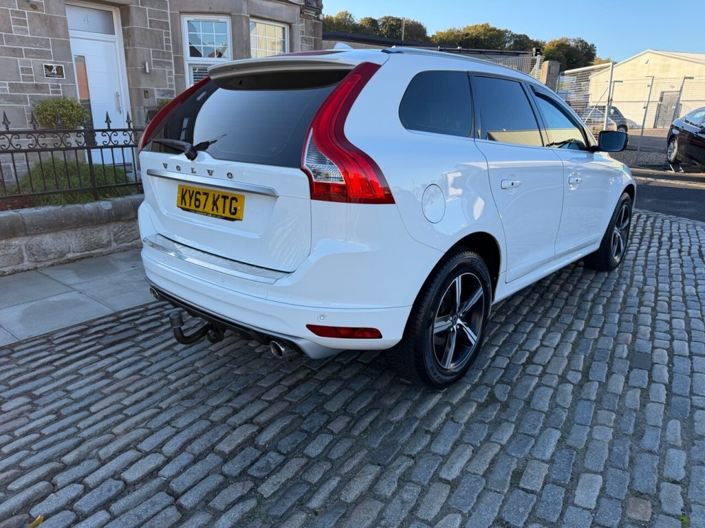 Used Volvo XC60 2017 for sale - 77037881: Photo 9