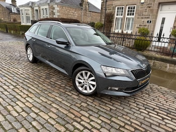 Used Skoda Superb 2018 for sale - 77534120: Photo