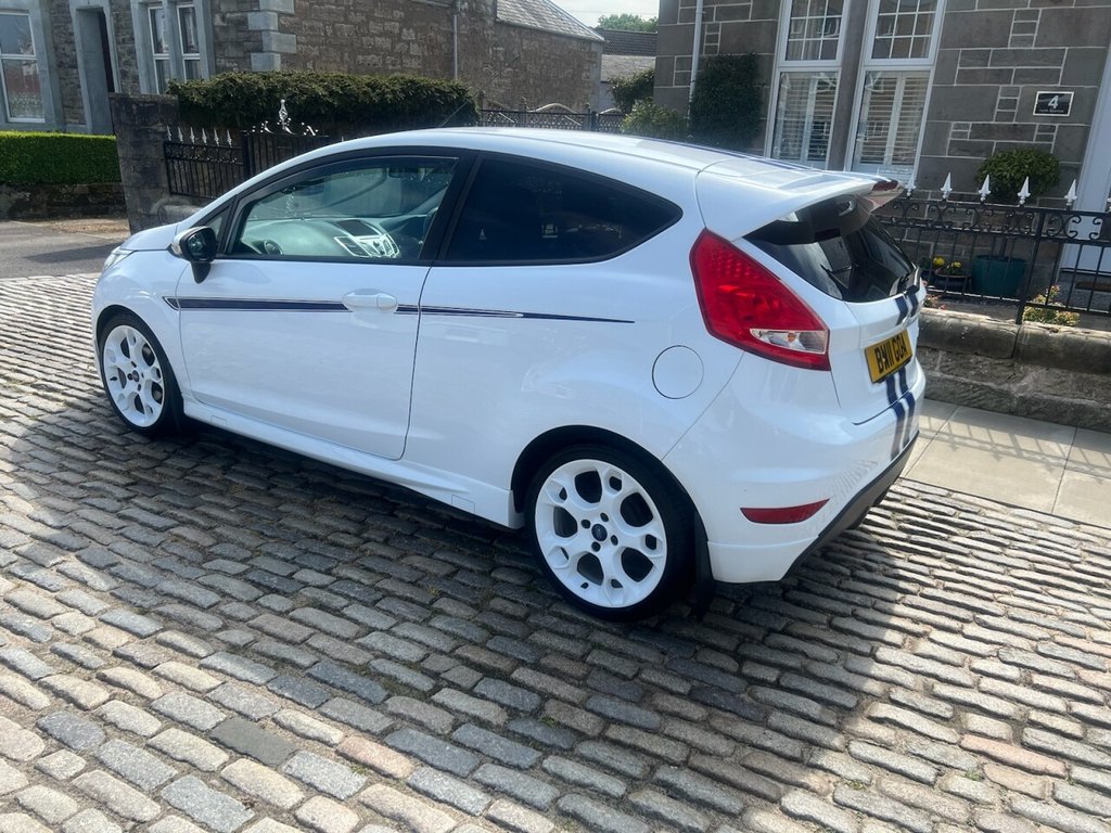 Used Ford Fiesta 2011 for sale - 77037822: Photo 4