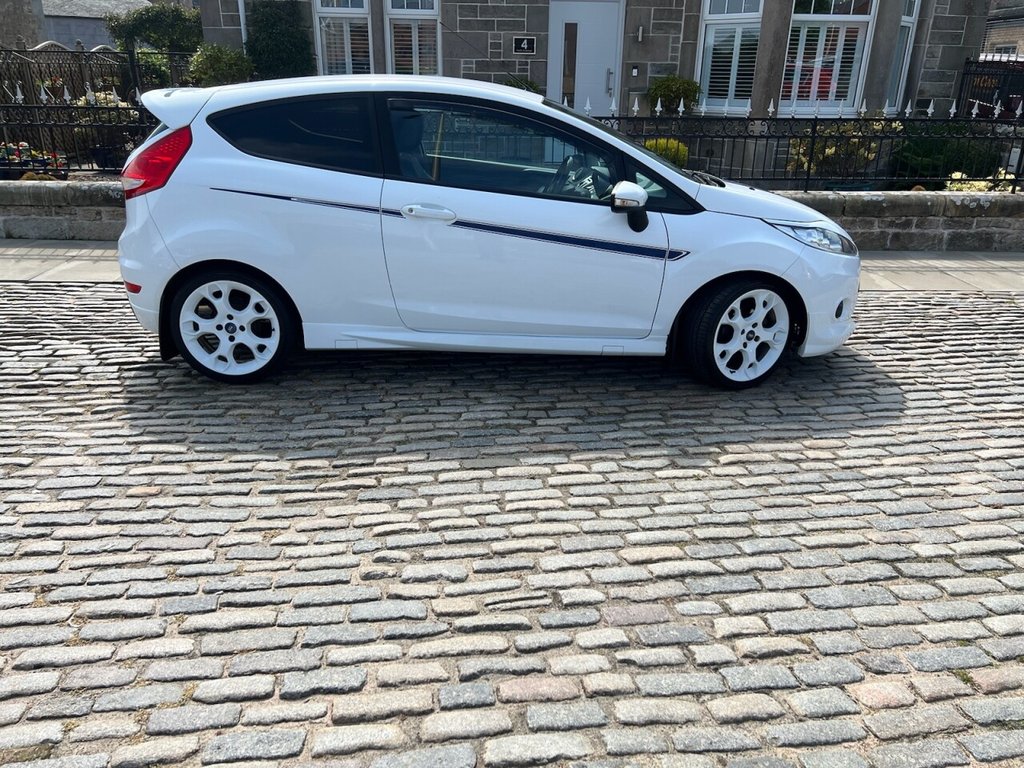 Used Ford Fiesta 2011 for sale - 77037822: Photo 6