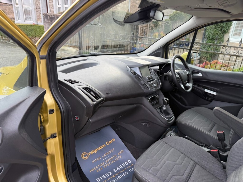 Used Ford Grand Tourneo Connect 2015 for sale - 77037896: Photo 26