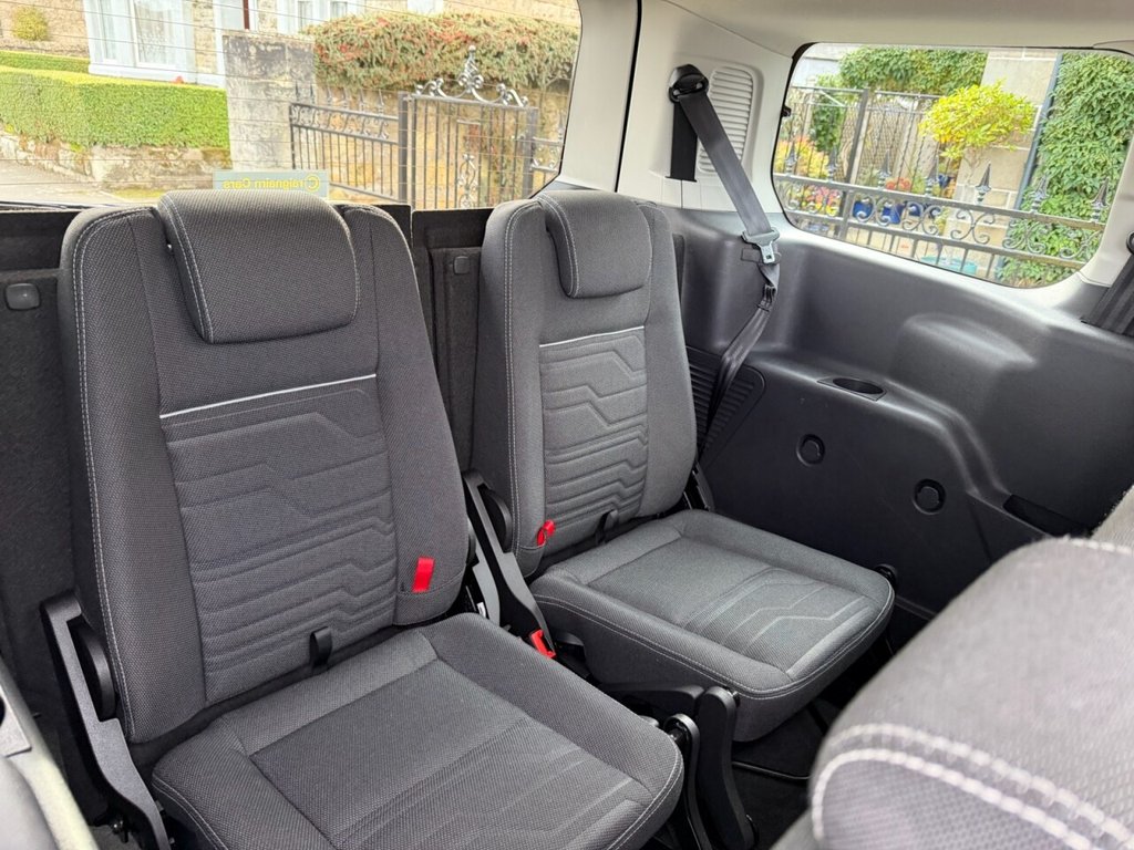 Used Ford Grand Tourneo Connect 2015 for sale - 77037896: Photo 38