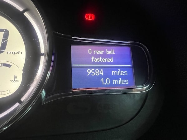 Used Renault Megane 2015 for sale - 76185490: Photo 5