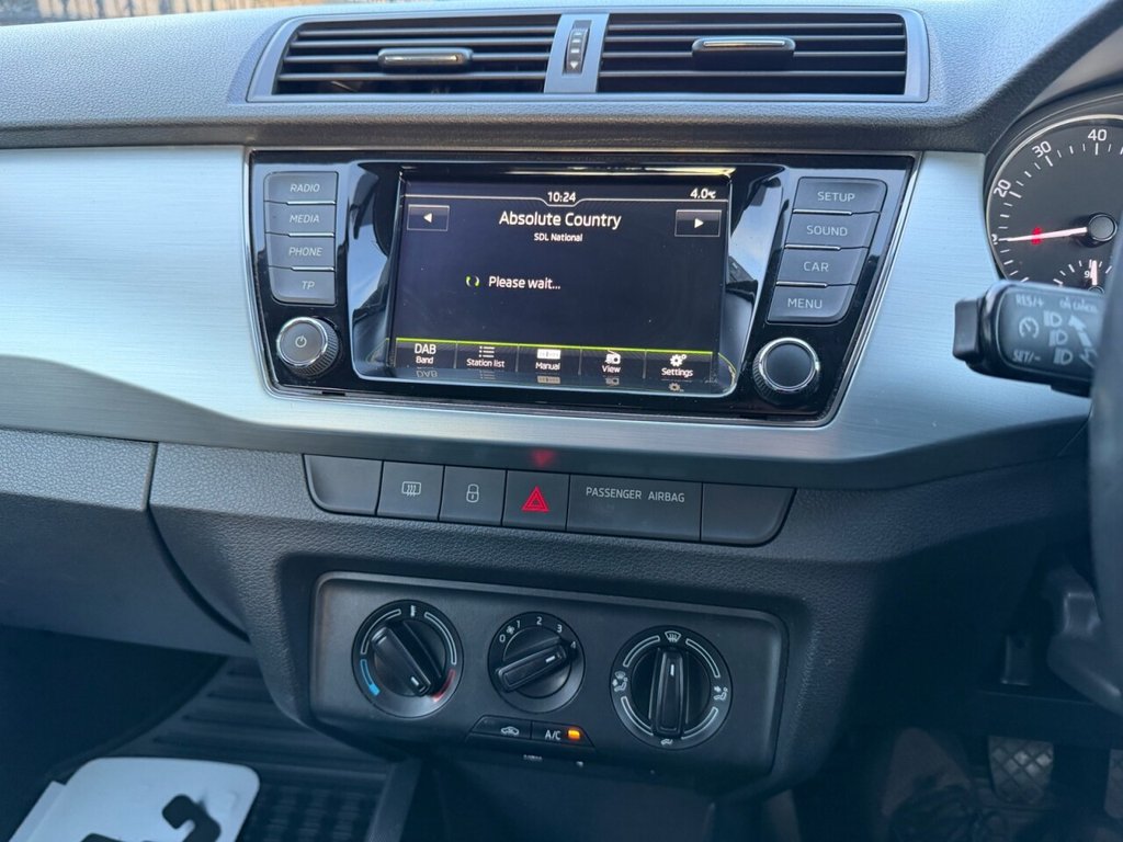 Used Skoda Fabia 2017 for sale - 77038107: Photo 32