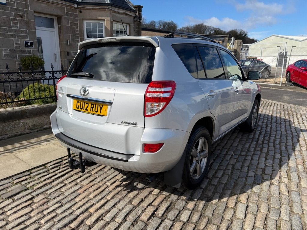 Used Toyota RAV4 2012 for sale - 78022015: Photo 11