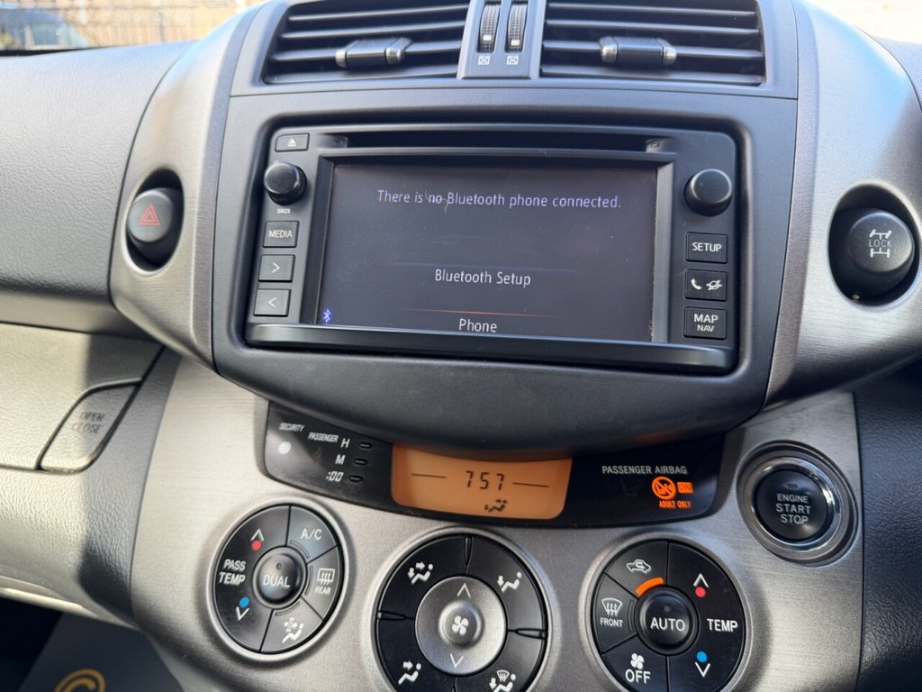 Used Toyota RAV4 2012 for sale - 78022015: Photo 18