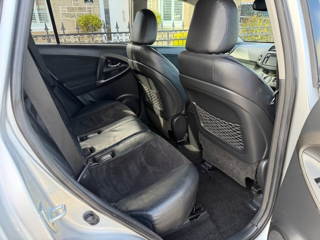 Used Toyota RAV4 2012 for sale - 78022015: Photo 36