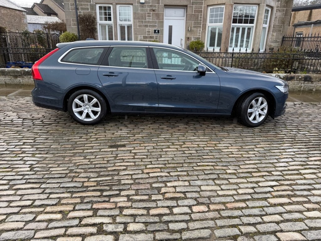 Used Volvo V90 2018 for sale - 77879527: Photo 11