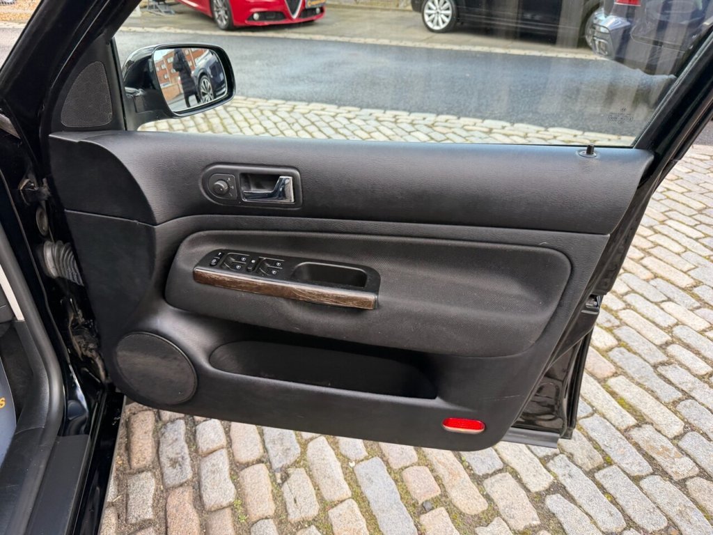 Used Volkswagen Golf 2003 for sale - 78212852: Photo 29