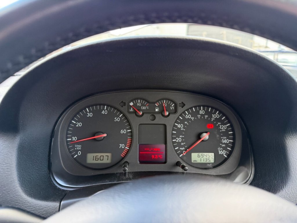 Used Volkswagen Golf 2003 for sale - 78212852: Photo 36