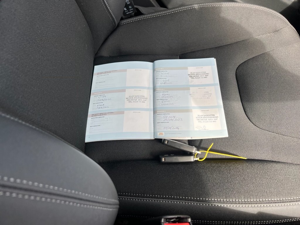 Used Volvo V60 2013 for sale - 77037686: Photo 27