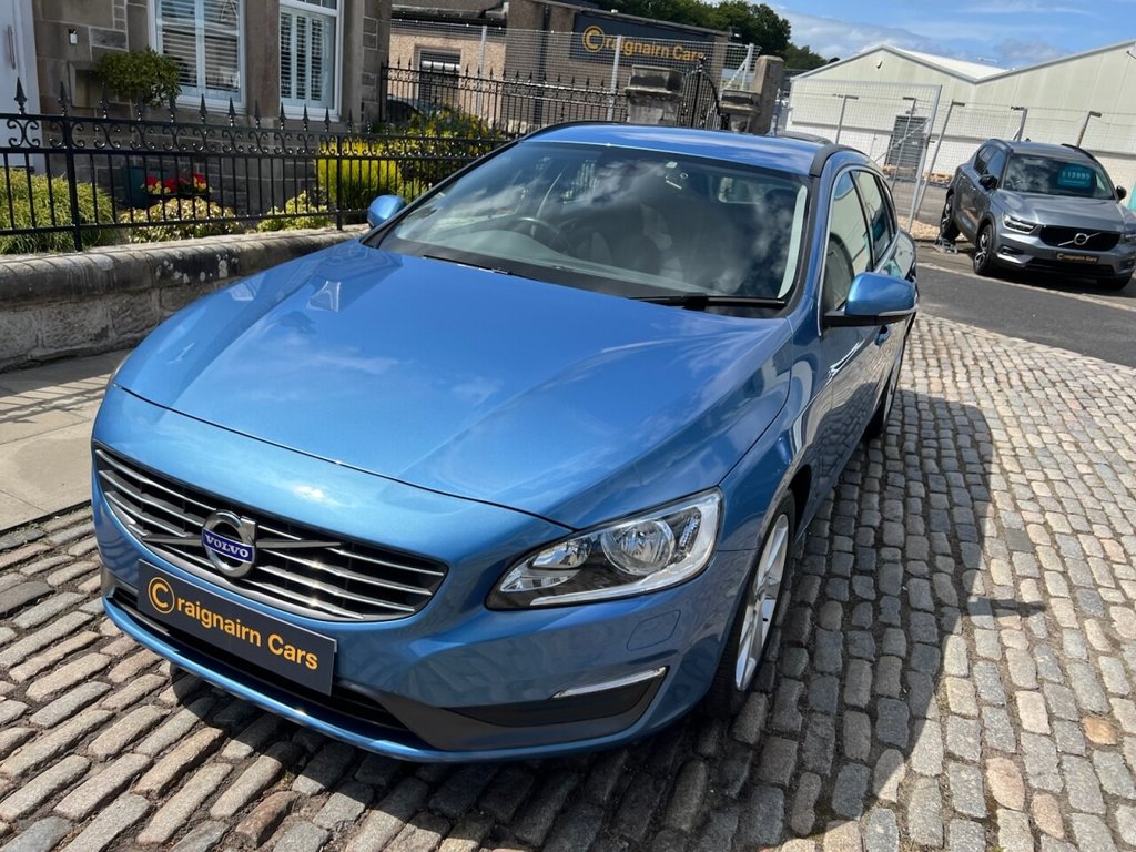 Used Volvo V60 2013 for sale - 77037686: Photo 3