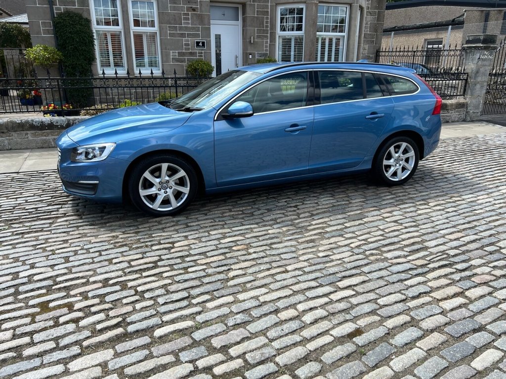 Used Volvo V60 2013 for sale - 77037686: Photo 8