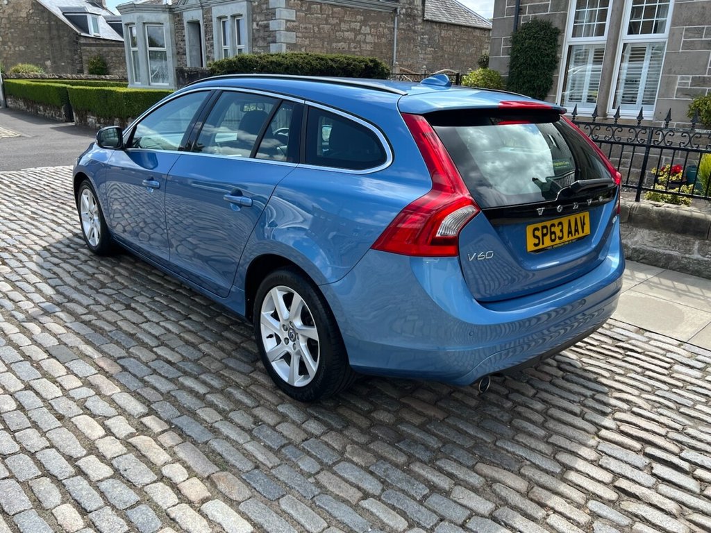 Used Volvo V60 2013 for sale - 77037686: Photo 9