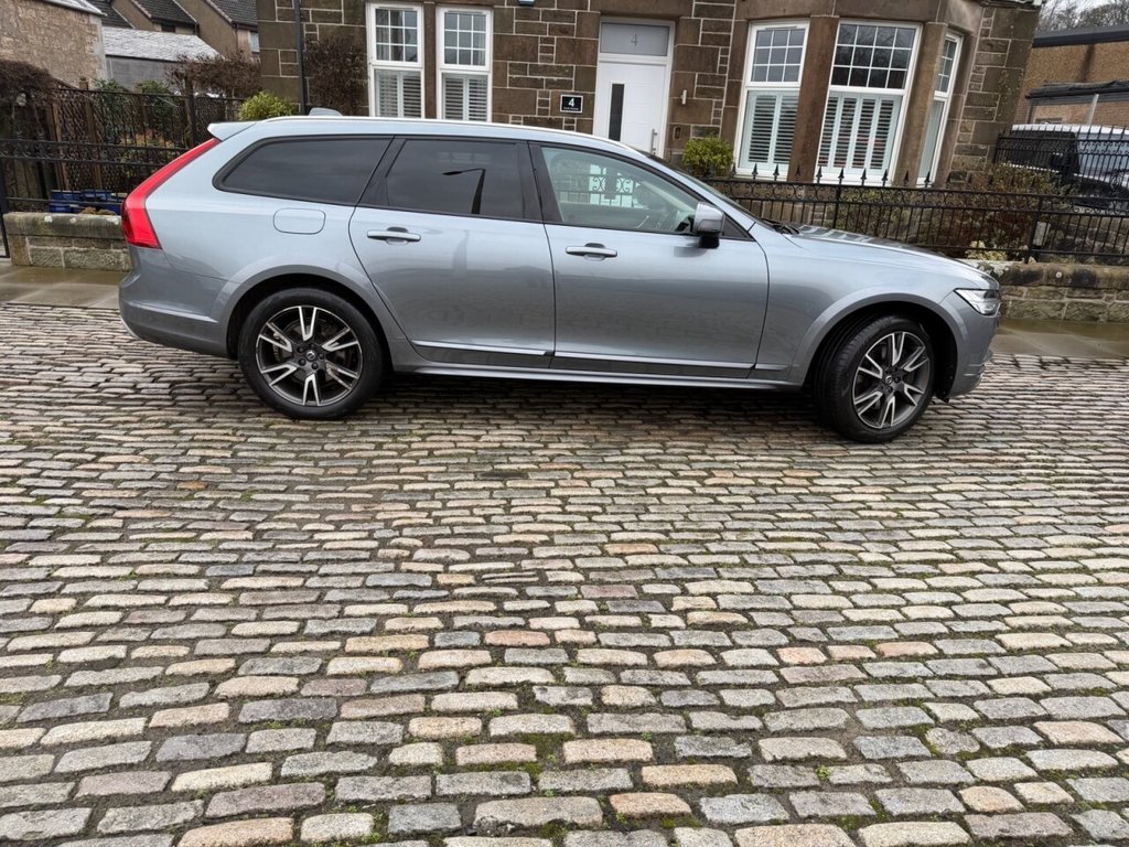 Used Volvo V90 2018 for sale - 77534357: Photo 14