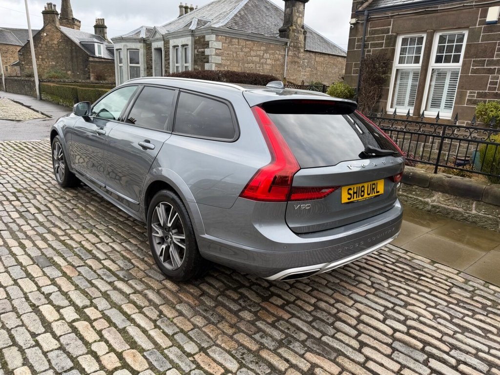 Used Volvo V90 2018 for sale - 77534357: Photo 8