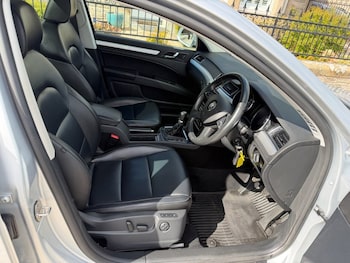 Used Skoda Superb 2014 for sale - 78672092: Photo