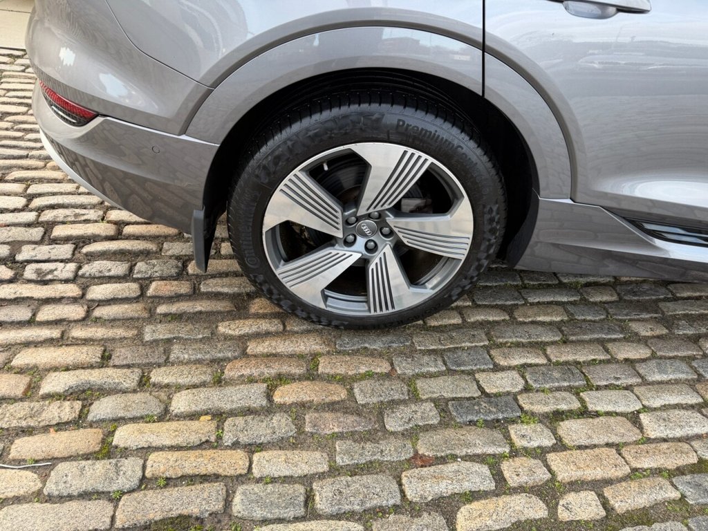 Used Audi e-tron 2019 for sale - 77161565: Photo 24