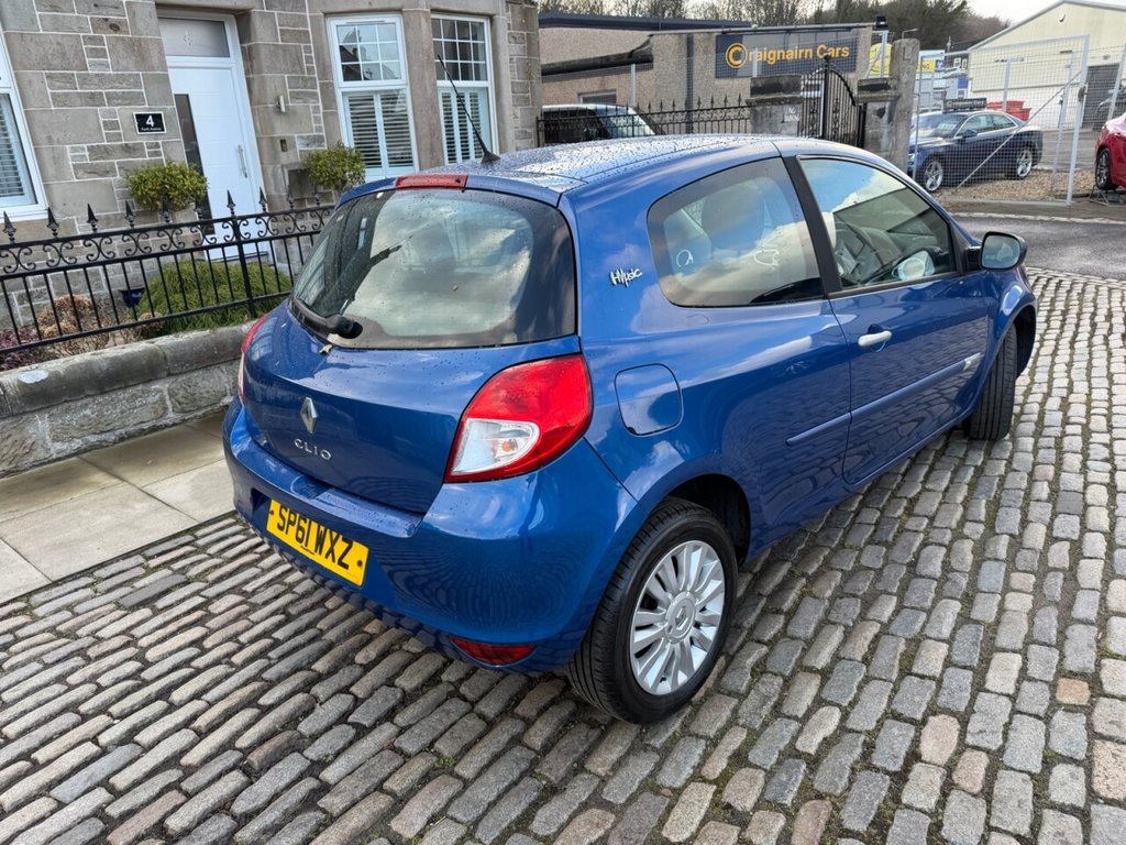 Used Renault Clio 2011 for sale - 77880319: Photo 11