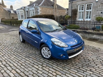 Used Renault Clio 2011 for sale - 77880319: Photo