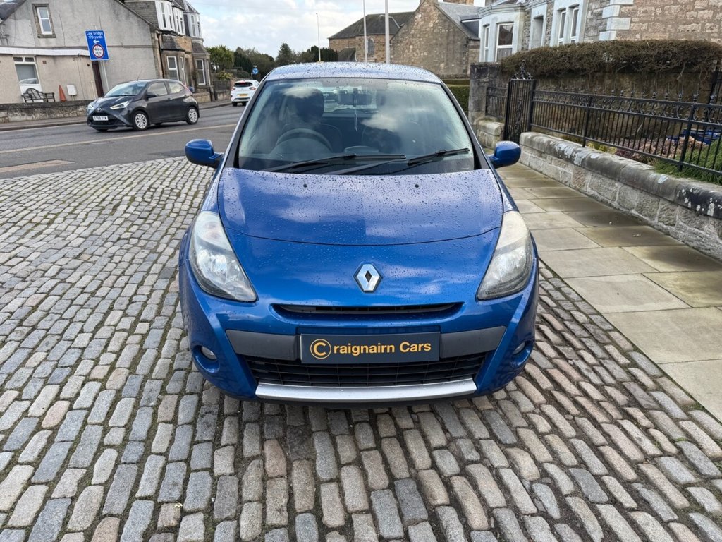Used Renault Clio 2011 for sale - 77880319: Photo 8