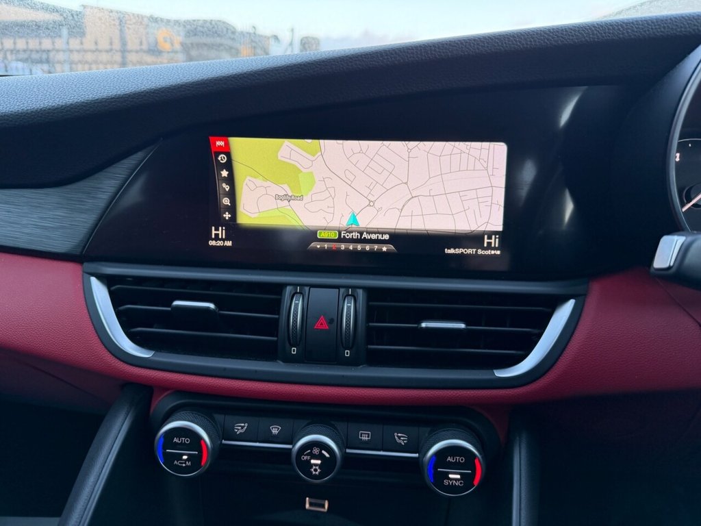 Used Alfa Romeo Giulia 2017 for sale - 77038135: Photo 17