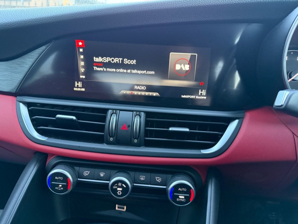 Used Alfa Romeo Giulia 2017 for sale - 77038135: Photo 18