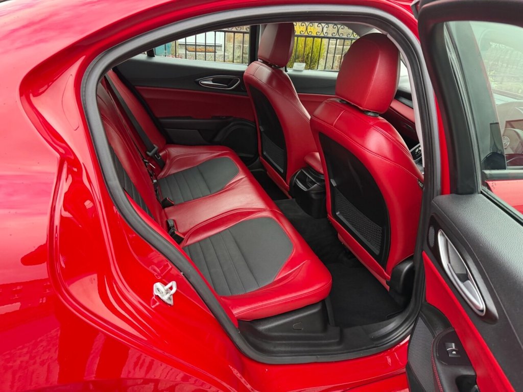 Used Alfa Romeo Giulia 2017 for sale - 77038135: Photo 25
