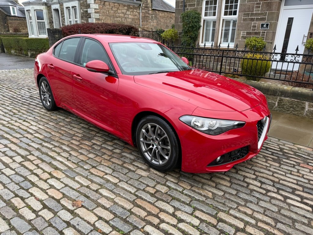 Used Alfa Romeo Giulia 2017 for sale - 77038135: Photo 4