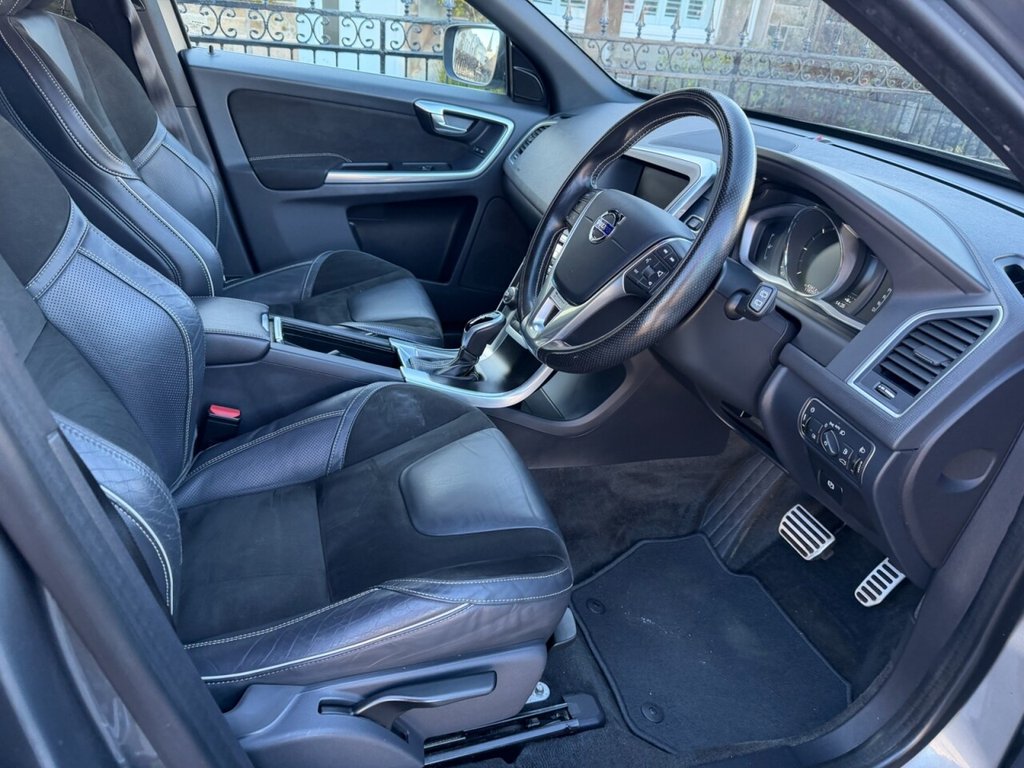 Used Volvo XC60 2017 for sale - 77608848: Photo 2