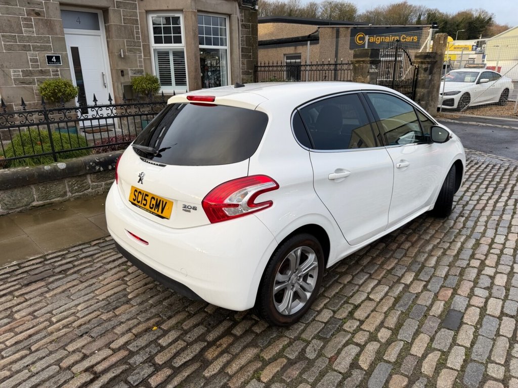 Used Peugeot 208 2015 for sale - 77038146: Photo 10
