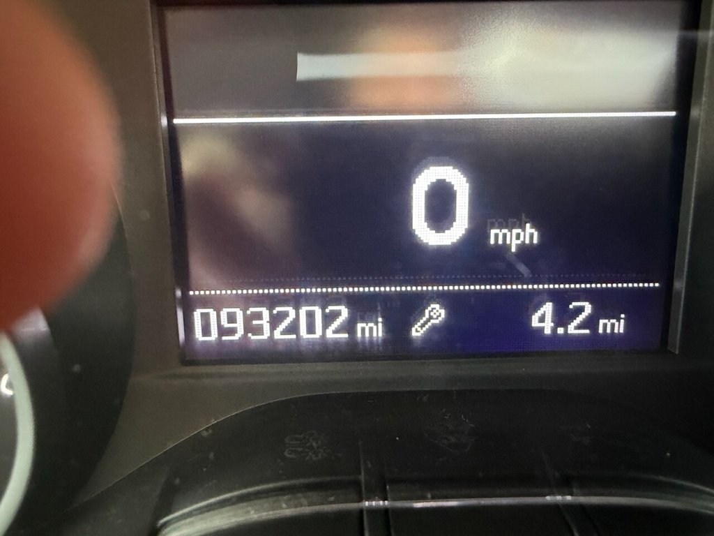 Used Peugeot 208 2015 for sale - 77038146: Photo 23