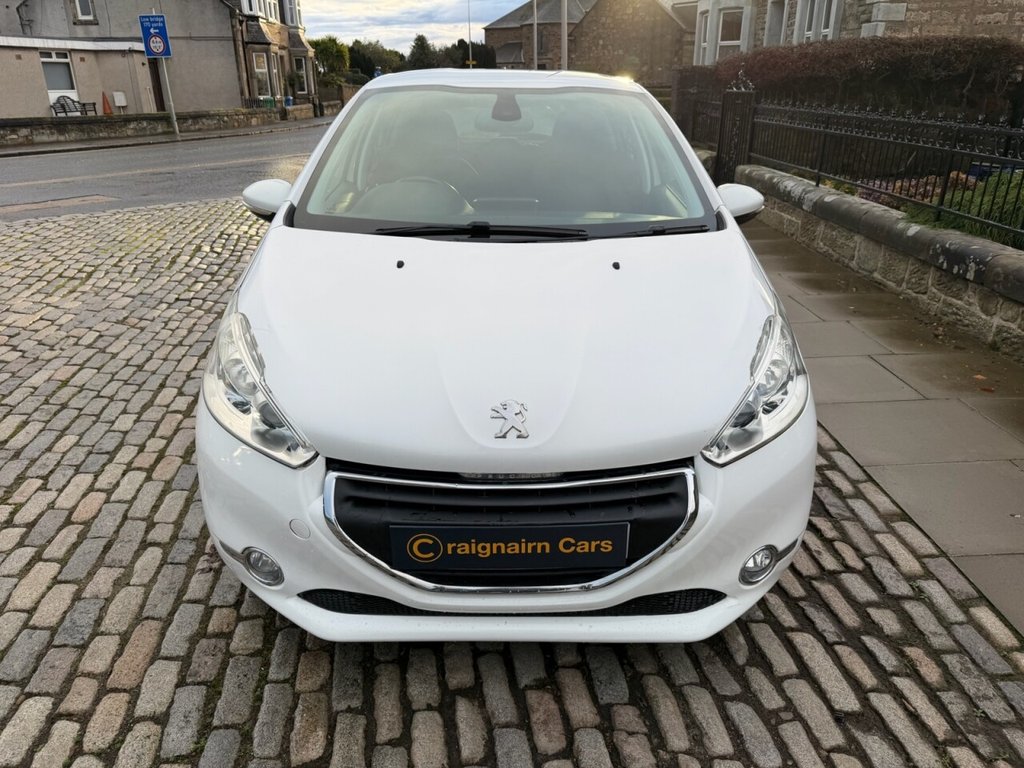 Used Peugeot 208 2015 for sale - 77038146: Photo 9