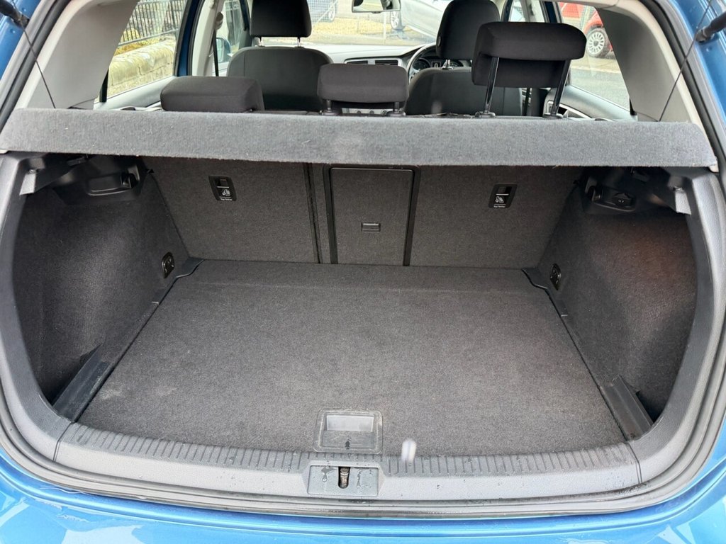 Used Volkswagen Golf 2015 for sale - 77608919: Photo 17