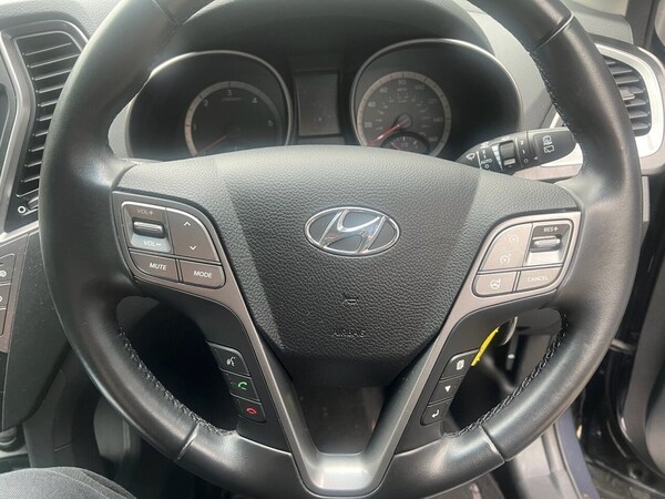 Used Hyundai Santa Fe 2014 for sale - 70203750: Photo 10