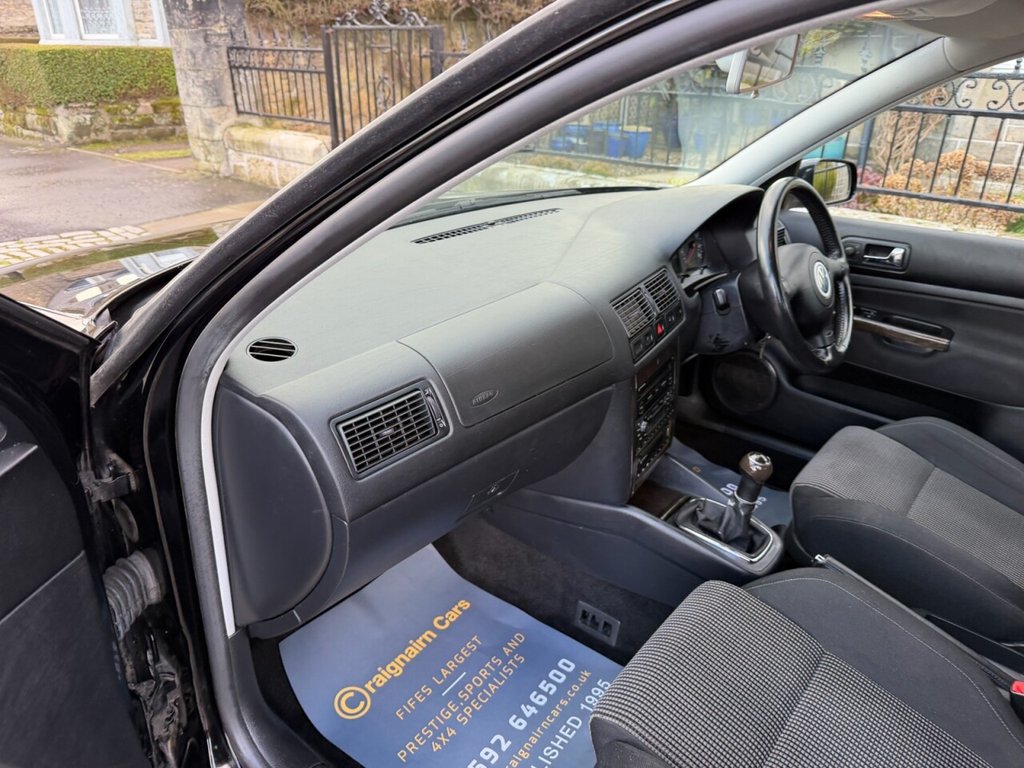 Used Volkswagen Golf 2003 for sale - 77880298: Photo 25