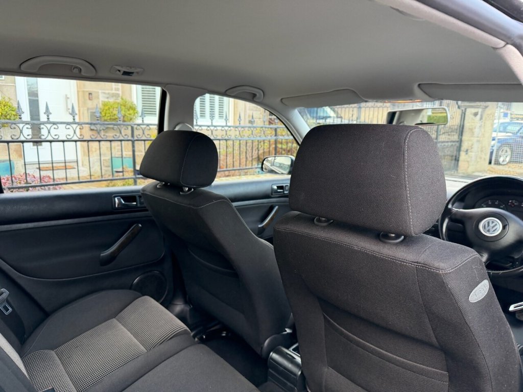 Used Volkswagen Golf 2003 for sale - 77880298: Photo 32