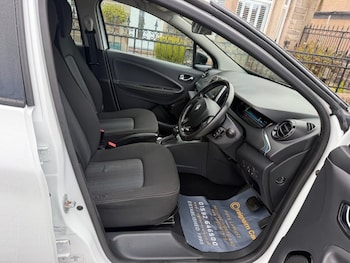 Used Renault Zoe 2019 for sale - 77879573: Photo