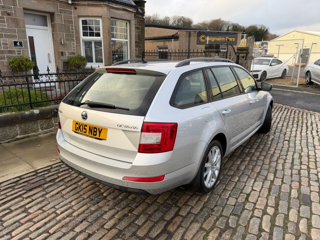 Used Skoda Octavia 2015 for sale - 77038115: Photo 5