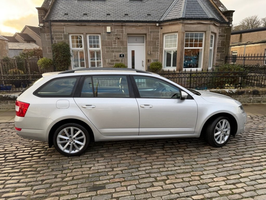 Used Skoda Octavia 2015 for sale - 77038115: Photo 9