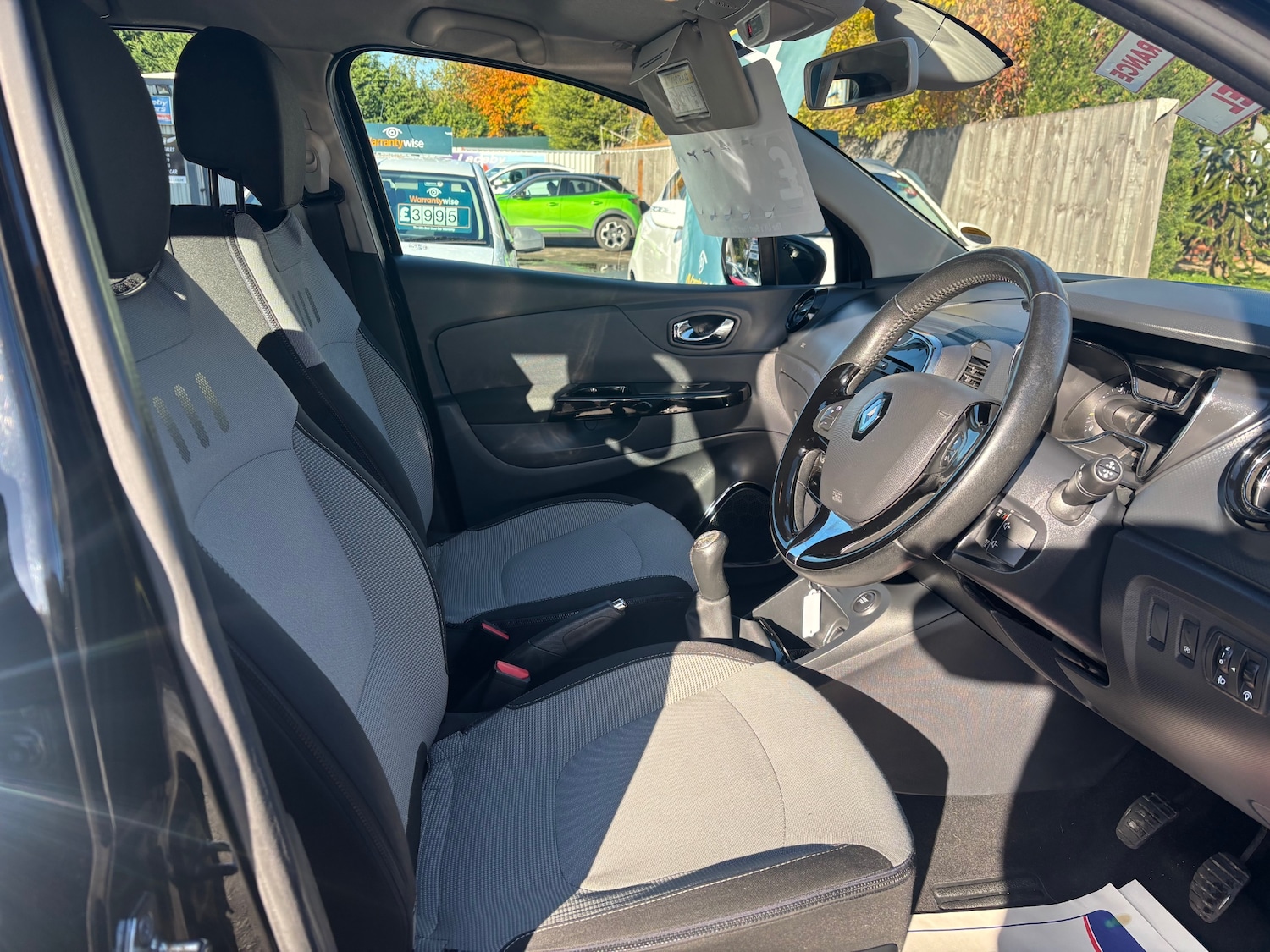 Used Renault Captur 2013 for sale - 76444732: Photo 9