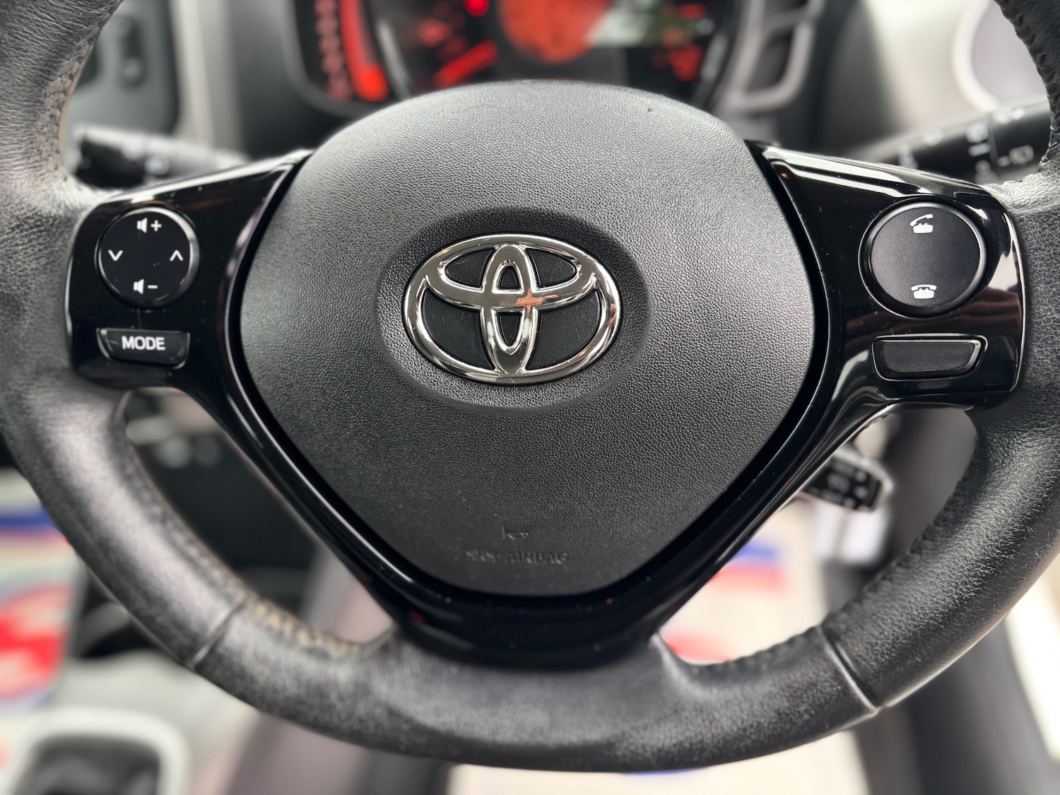 Used Toyota AYGO 2015 for sale - 76369201: Photo 13