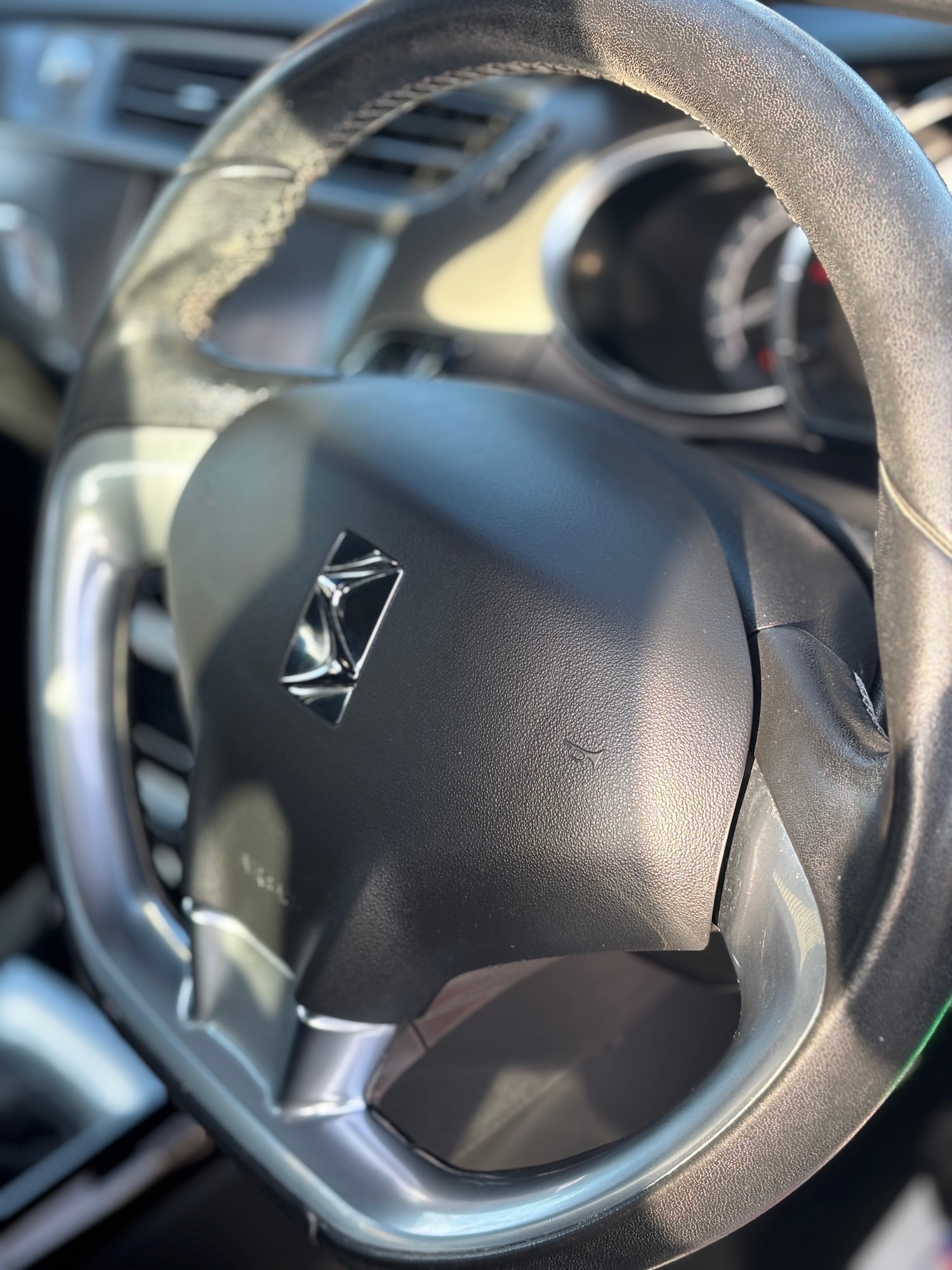 Used DS Automobiles DS 3 2016 for sale - 77399279: Photo 13