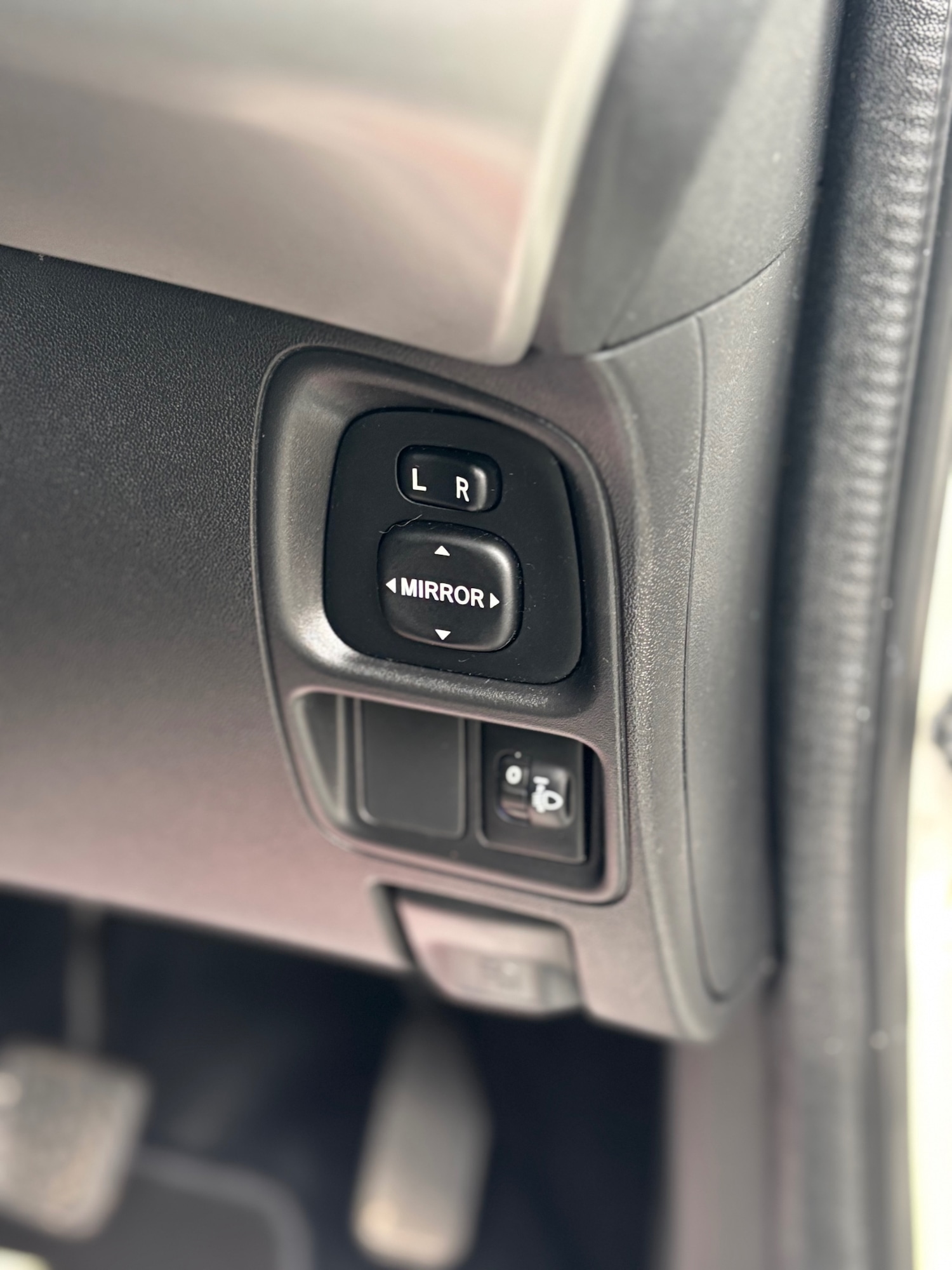 Used Toyota AYGO 2015 for sale - 76369465: Photo 13